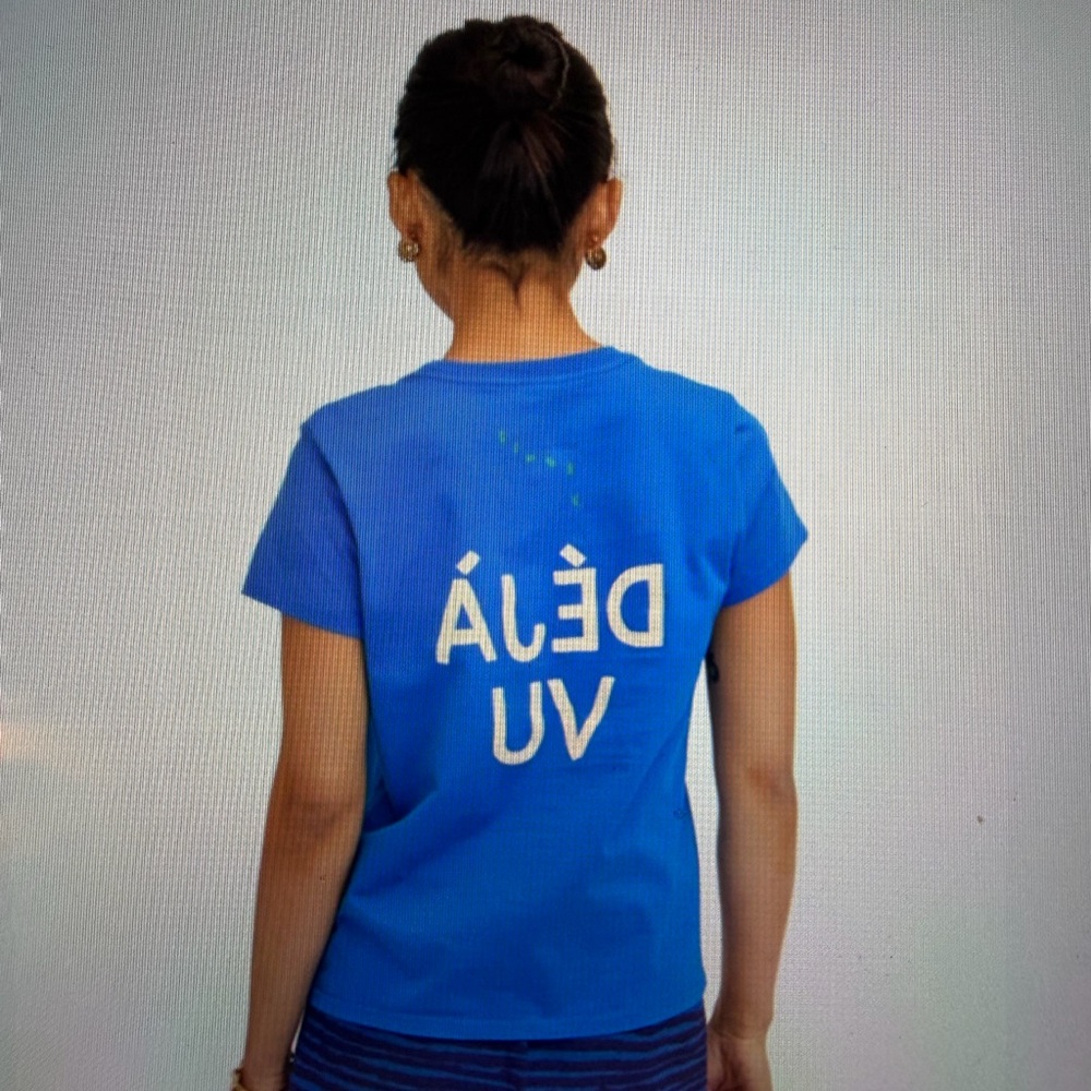 Clare V Déjà Vu Graphic Short Sleeve Tee in Bright Blue, size XXL - Picture 2 of 5